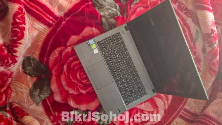 Asus Laptop - Core i5 6th Gen, 8GB RAM, 2GB Graphics